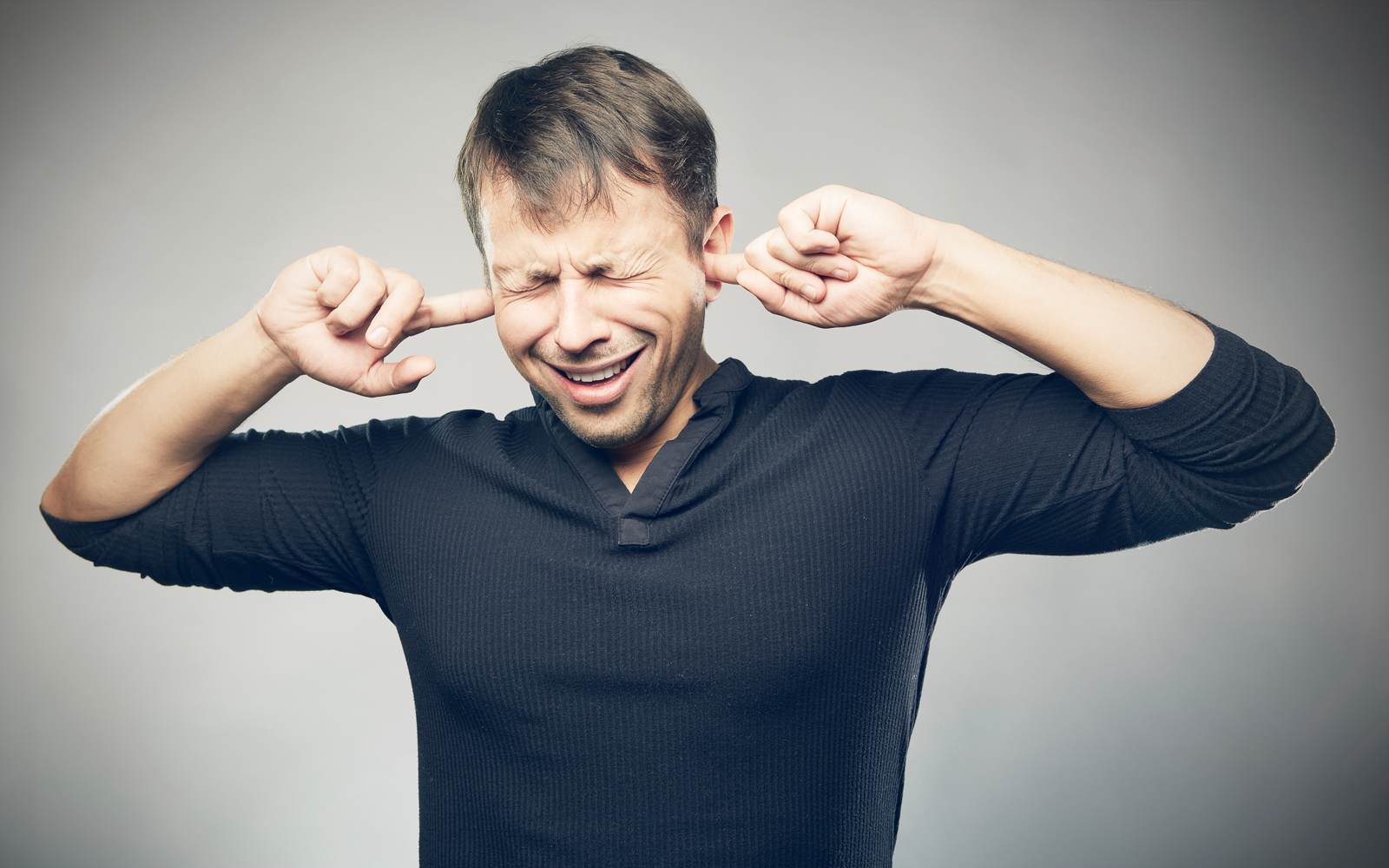 Εμβοές Αίτια και αντιμετώπιση για το συνεχές "κουδούνισμα" στα αυτιά