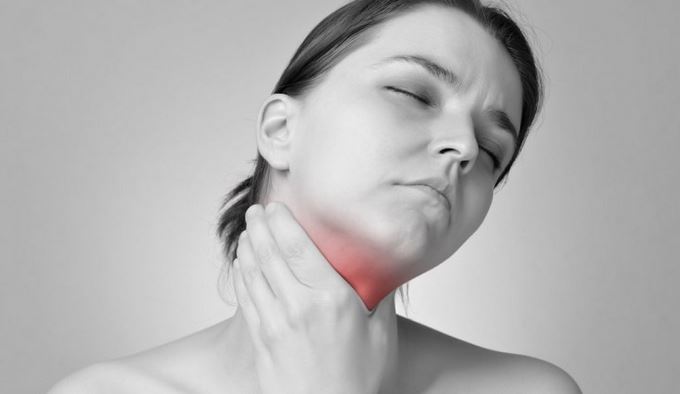 λαρυγγίτιδα