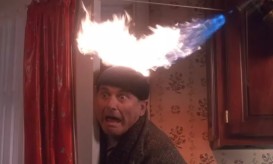 μόνος στο σπίτι