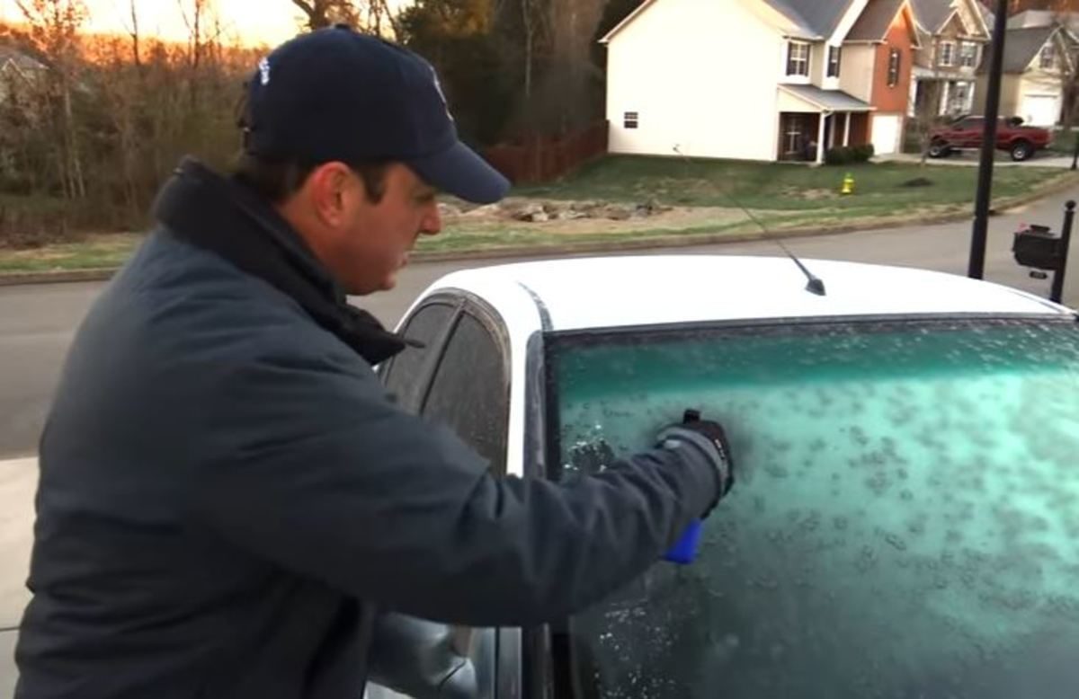 πάγος στο παρμπρίζ