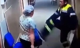 νοσηλευτής