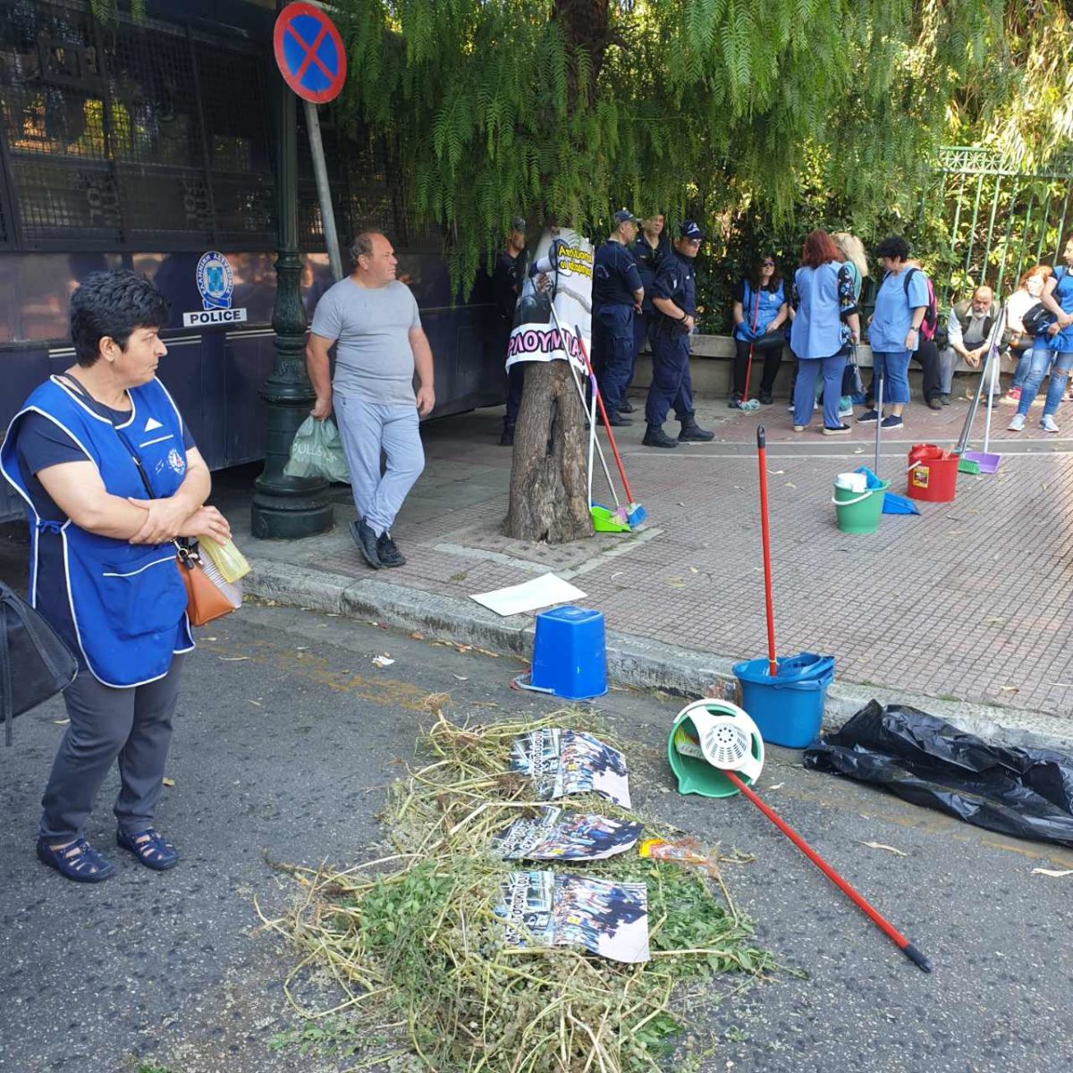 καθαρίστριες