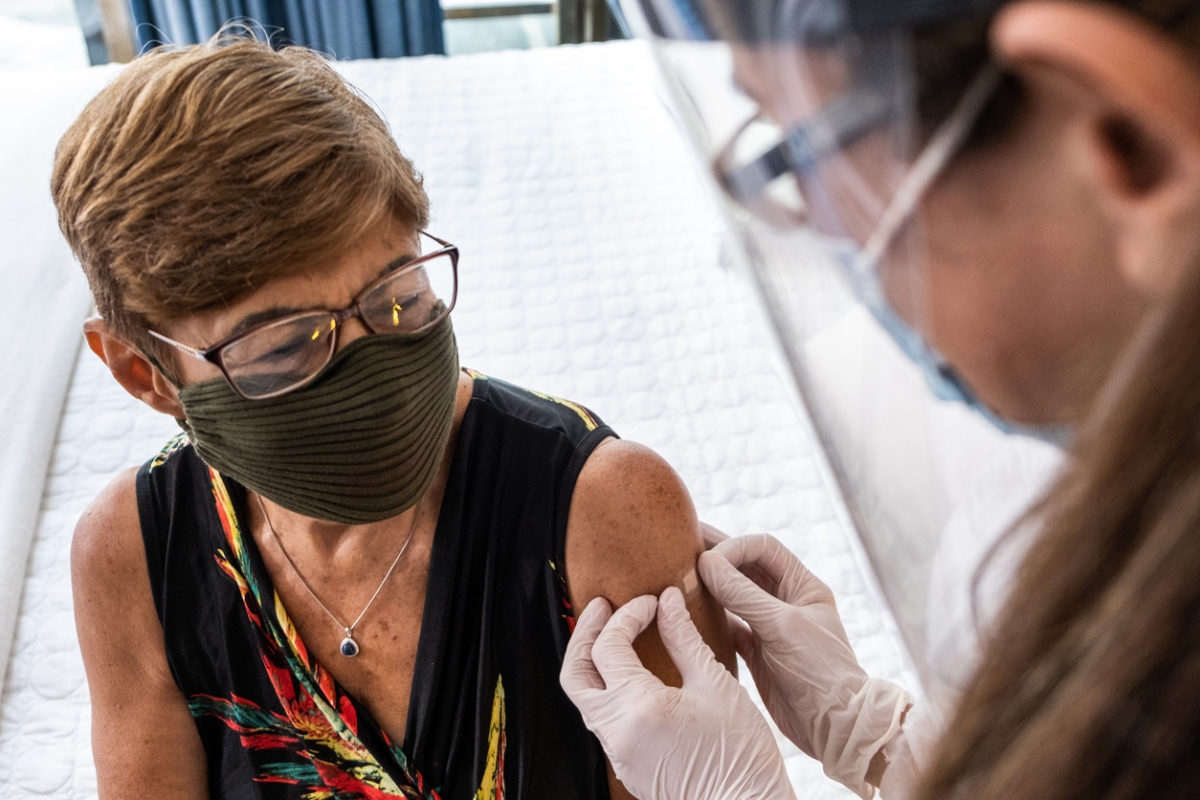 τέταρτη δόση