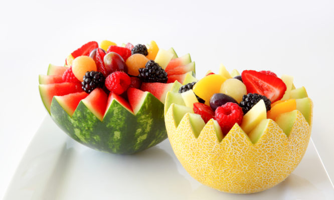 Πόσο θρεπτικά είναι 6 φρούτα του καλοκαιριού. Τι ποσότητα πρέπει να τρώμε -  Iatropedia