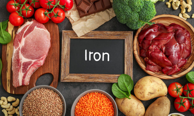 Σίδηρος: 10 υγιεινές τροφές για να πάρετε σίδηρο – Πόσο χρειάζεστε κάθε  μέρα - Iatropedia