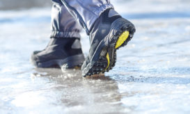 περπάτημα στον πάγο