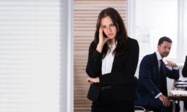 εργασιακή βία