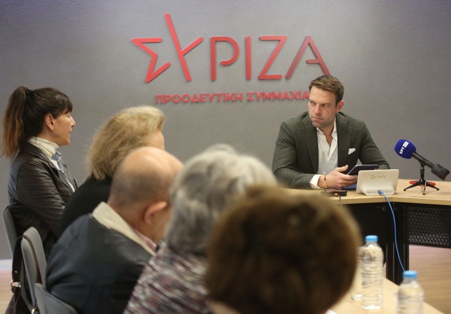 Ο Στέφανος Κασσελάκης συναντάται με την Εκτελεστική Γραμματεία της Ομοσπονδίας Νοσοκομειακών Γιατρών Ελλάδας (ΟΕΝΓΕ)
