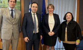 Συνάντηση εργασίας πραγματοποιήθηκε την Πέμπτη, 22 Φεβρουαρίου, στο Υπουργείο Ψηφιακής Διακυβέρνησης μεταξύ του υπουργού Δημήτρη Παπαστεργίου και της Εσθονής πρέσβη στην Ελλάδα Καρίν Ράνου.