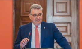 Εξαδάκτυλος