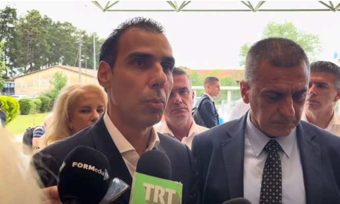 Θεμιστοκλέους από το Ογκολογικό της Λάρισας