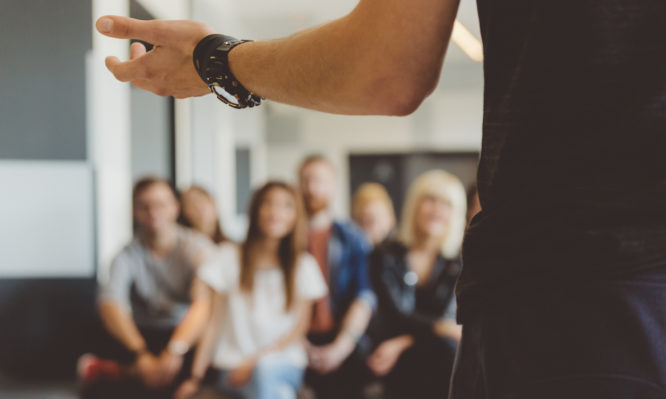 δάσκαλος, ακροατήριο