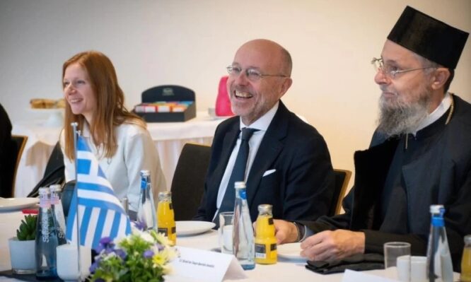 Επίσκεψη του Υφυπουργού Υγείας Δημήτρη Βαρτζόπουλου στη Γερμανία: Στο επίκεντρο οι Δομές για την Άνοια