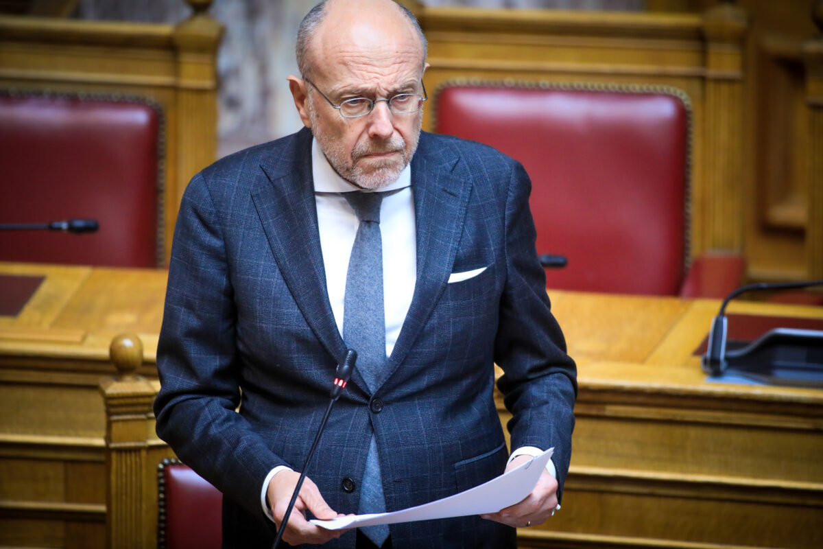 Ο υφυπουργός Δημήτρης Βαρτζόπουλος για τα Τέμπη στη Βουλή