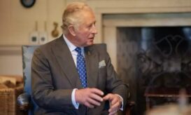 Βασιλιάς Κάρολος: Τι αποκάλυψε για τις παρενέργειες της θεραπείας του