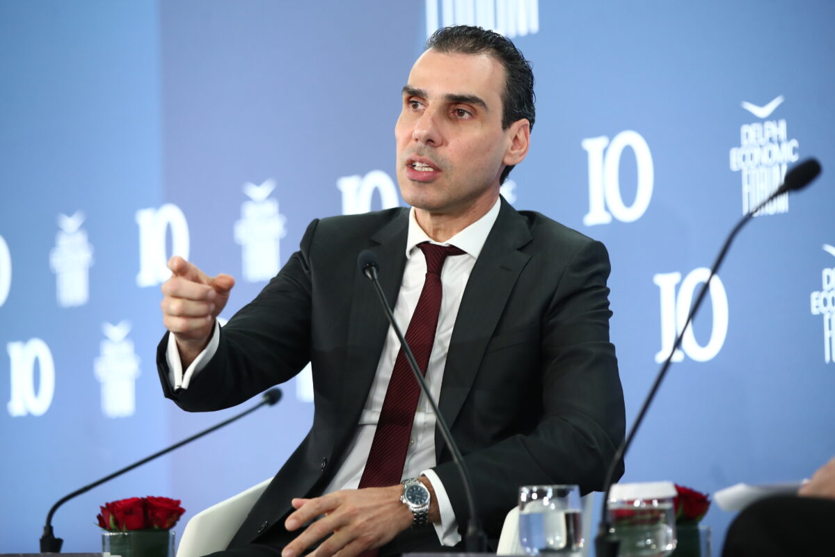 Ο υφυπουργός Μάριος Θεμιστοκλέους