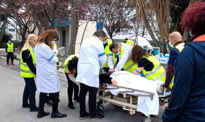 Επιτυχημένη άσκηση ετοιμότητας στο νοσοκομείο «Η Αγία Βαρβάρα»