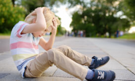 Διάσειση: Όλα όσα πρέπει να γνωρίζετε αν το παιδί σας χτυπήσει στο κεφάλι