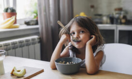 Δημητριακά στο πρωινό: Πώς θα ξέρετε ποια είναι τα πιο υγιεινά