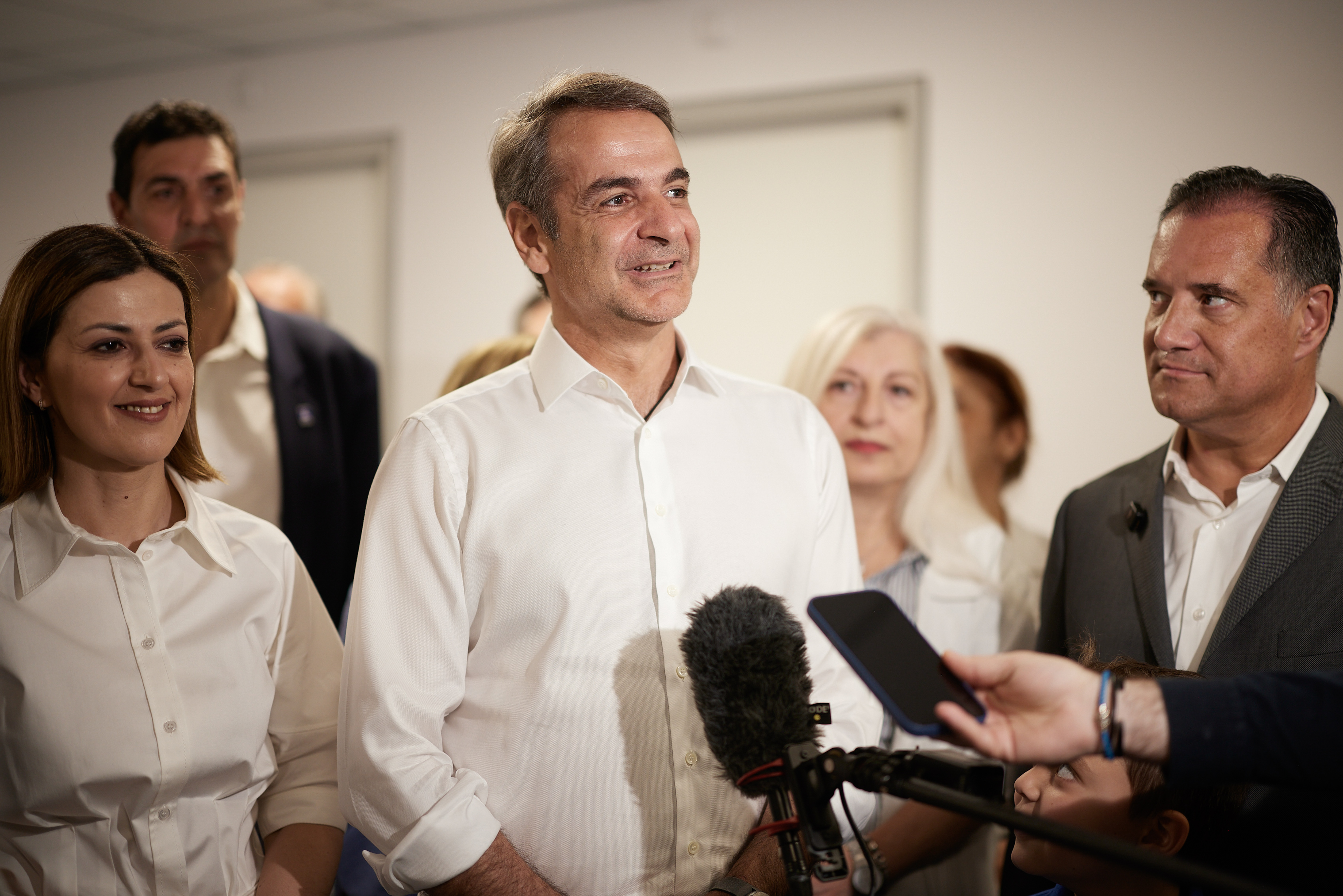 Στο ανακαινισμένο κέντρο υγείας Μεγάρων ο Κυριάκος Μητσοτάκης