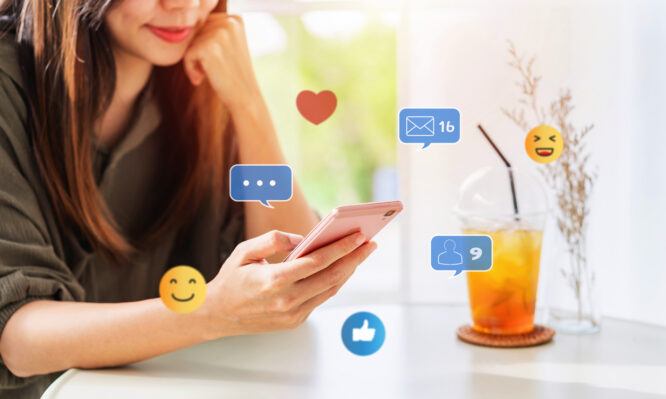 μέσα κοινωνικής δικτύωσης