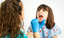 Στρεπτόκοκκος: Οι συστάσεις των παιδιάτρων για τους γονείς και τα σχολεία