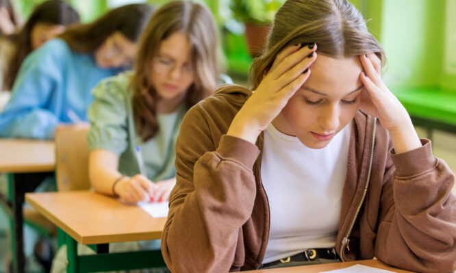 Πανελλαδικές εξετάσεις 2025: Πώς το άγχος μπορεί να μετατραπεί σε κινητήριο δύναμη για τους υποψηφίους