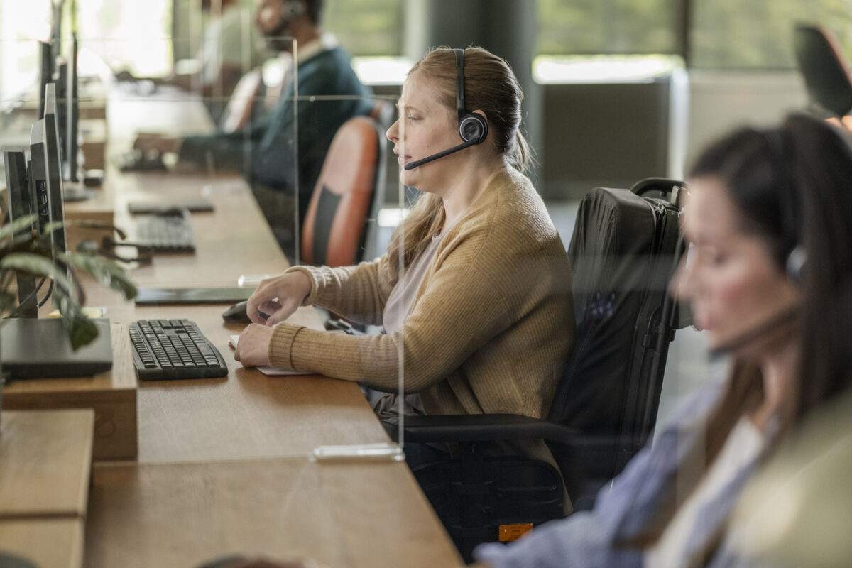 τηλεφωνική γραμμή