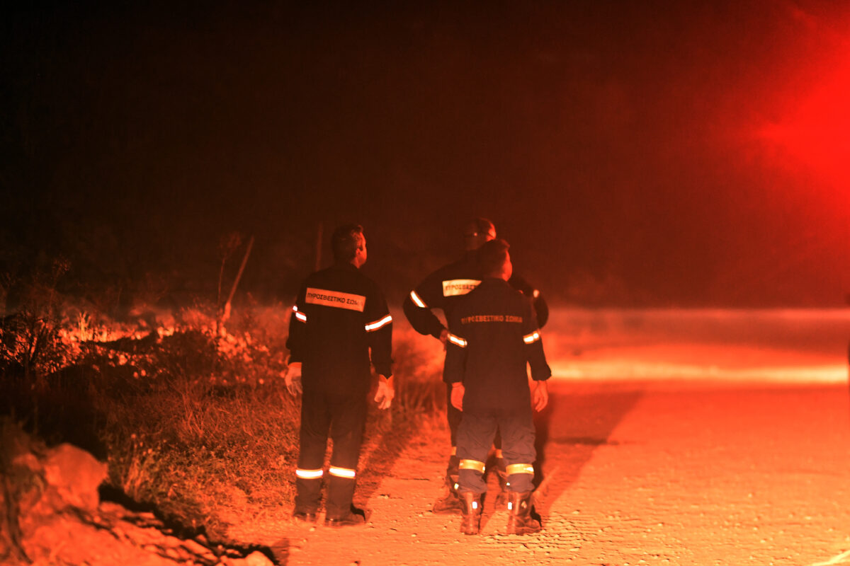 πυροσβέστες