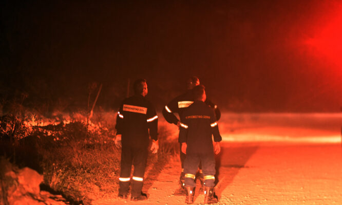 πυροσβέστες