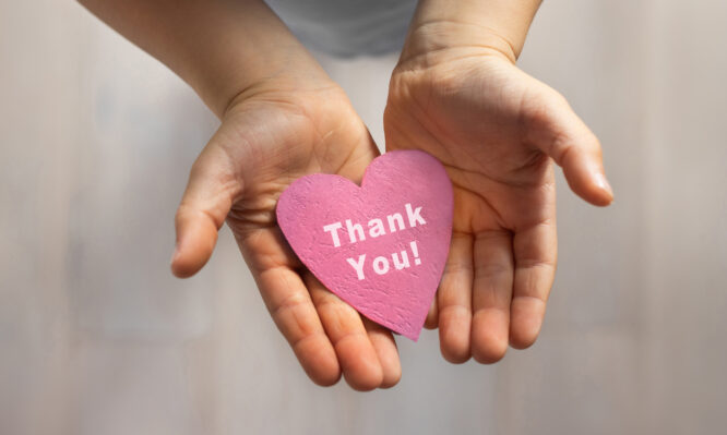 Ευγνωμοσύνη: Η πρακτική που ενισχύει την υγεία, φέρνει ευτυχία και μπορεί ακόμη και να παρατείνει τη ζωή