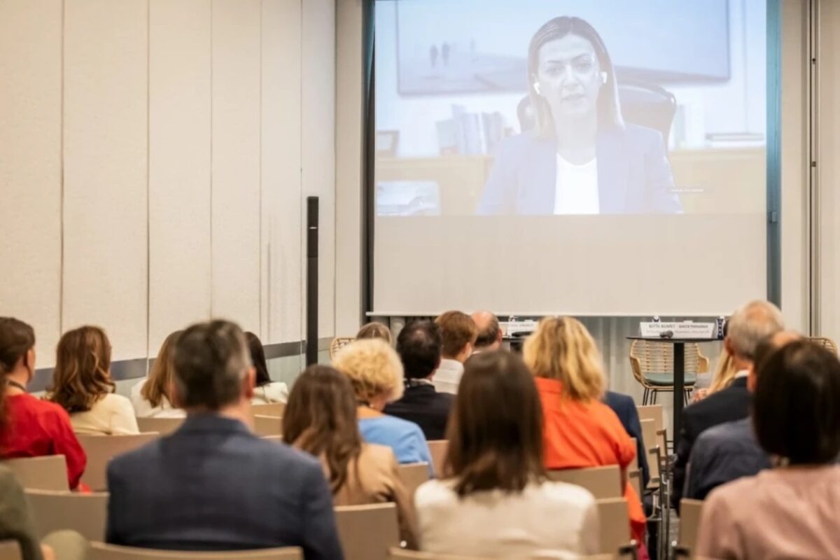 ΠΡΟΛΑΜΒΑΝΩ