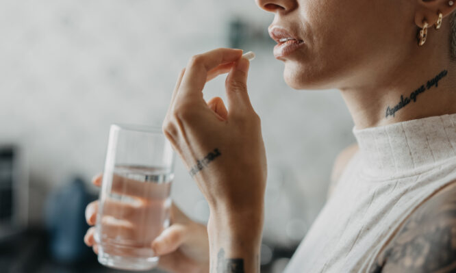 Νέας νόμος στο Τέξας δίνει δικαίωμα σε πολίτες να μηνύουν οποιονδήποτε διευκολύνει την παροχή χαπιού άμβλωσης