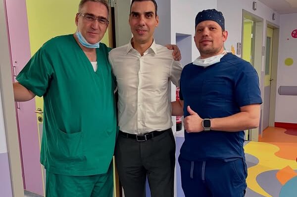 Μ. Θεμιστοκλέους: Οι γιατροί του Παίδων «Αγία Σοφία» έδωσαν μάχη ζωής στο πλευρό του μικρού Τίμου