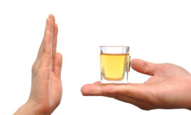 Πείραμα δείχνει γιατί τα νέα φάρμακα αδυνατίσματος φαίνεται να μειώνουν την επιθυμία για αλκοόλ