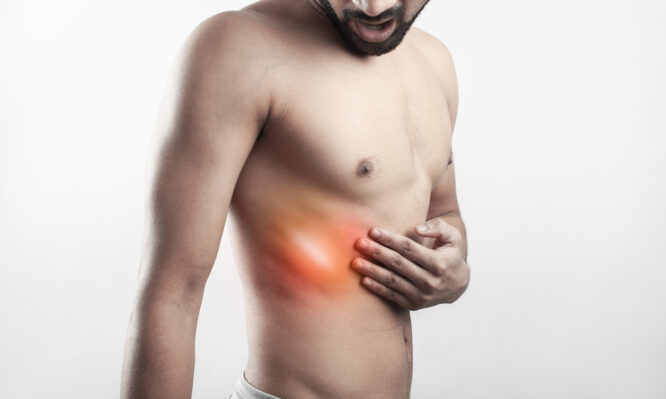 πόνος δεξιά κάτω από τα πλευρά