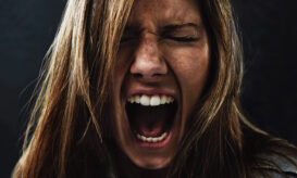 Ένα άλυτο μυστήριο της επιστήμης: Γιατί ονειρεύομαι ότι μου πέφτουν τα δόντια;