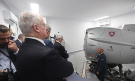 Εγκαινιάστηκε η λειτουργία της συσκευής απώλειας προσανατολισμού στο Κέντρο Αεροπορικής Ιατρικής