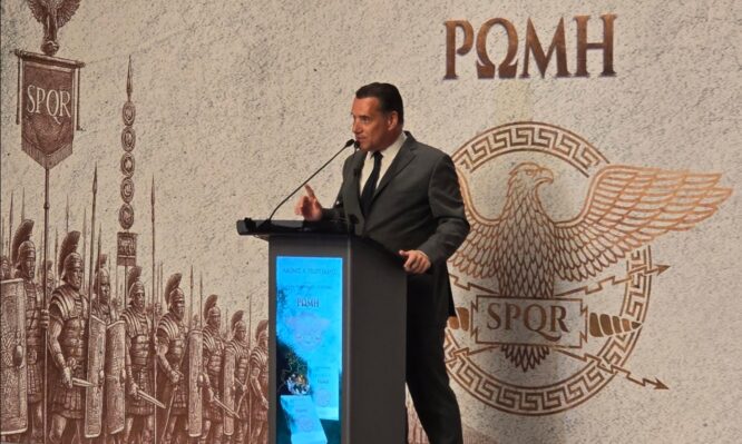 Γεωργιάδης