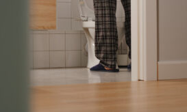 Ξυπνάτε για να πάτε τουαλέτα; Πότε αυτό είναι πρόβλημα