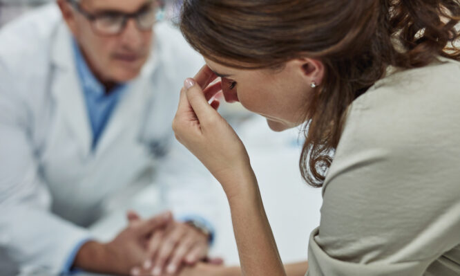 φαρμακεία - βία κατά των γυναικών