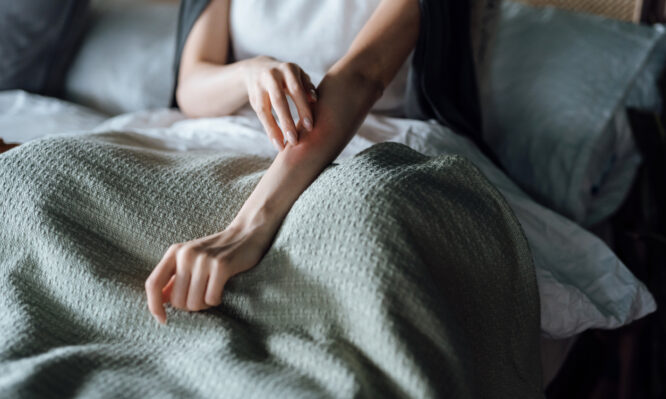 Έκζεμα: Κάθε πότε είναι καλύτερο να κάνει κάποιος μπάνιο για να αποφύγει έξαρση των συμπτωμάτων