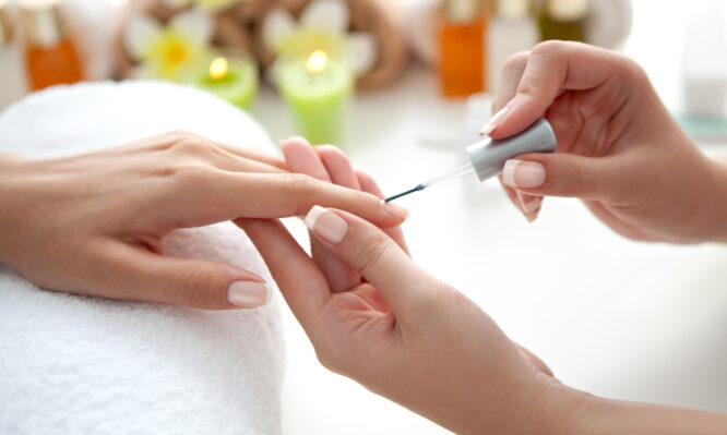 βερνίκια νυχιών