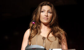 Έλενα Παπαρίζου