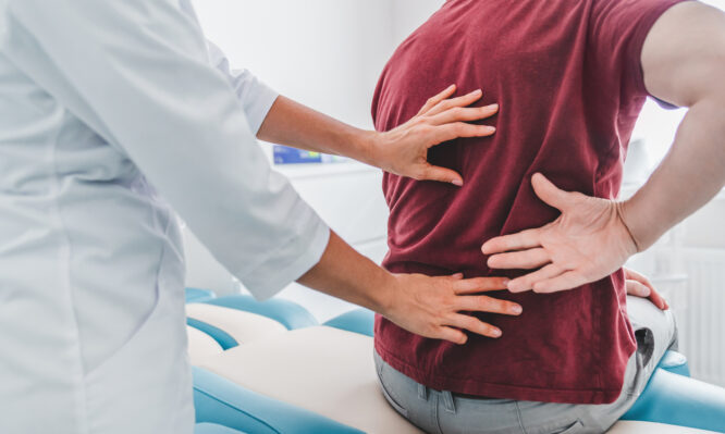 διέγερση νωτιαίου μυελού