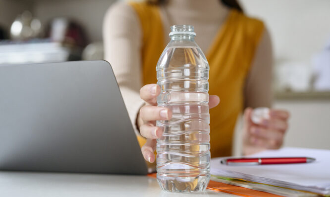 εμφιαλωμένο νερό