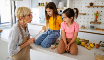 παπούδες, γιαγιάδες