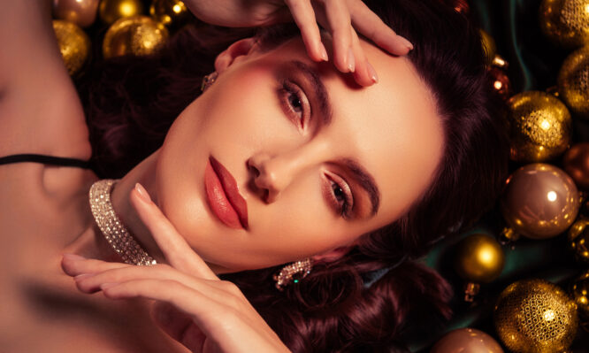 λάμψη, πρόσωπο