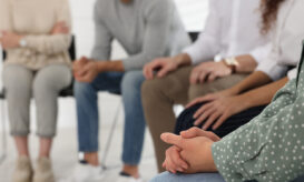 δομές, εξαρτήσεις