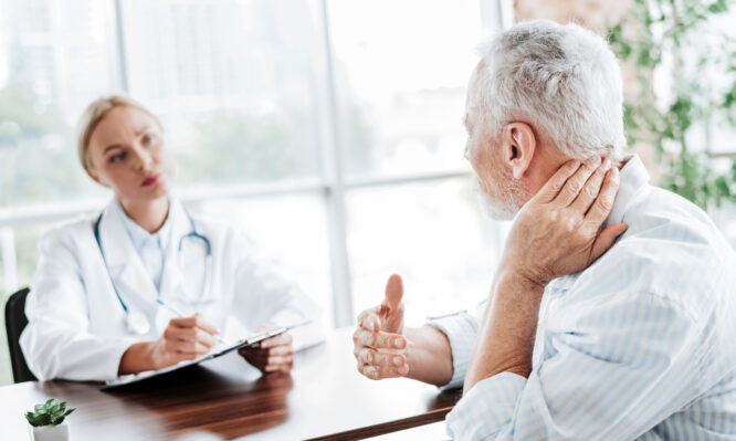 πόνος στον αυχένα